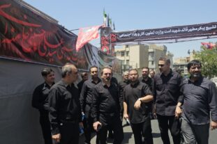 شرکت فولاد اکسین خوزستان در کنار وزارت تعاون، کار و رفاه اجتماعی برای خدمت‌ رسانی در مراسم وداع و تشییع پیکر مطهر رهبر شهید